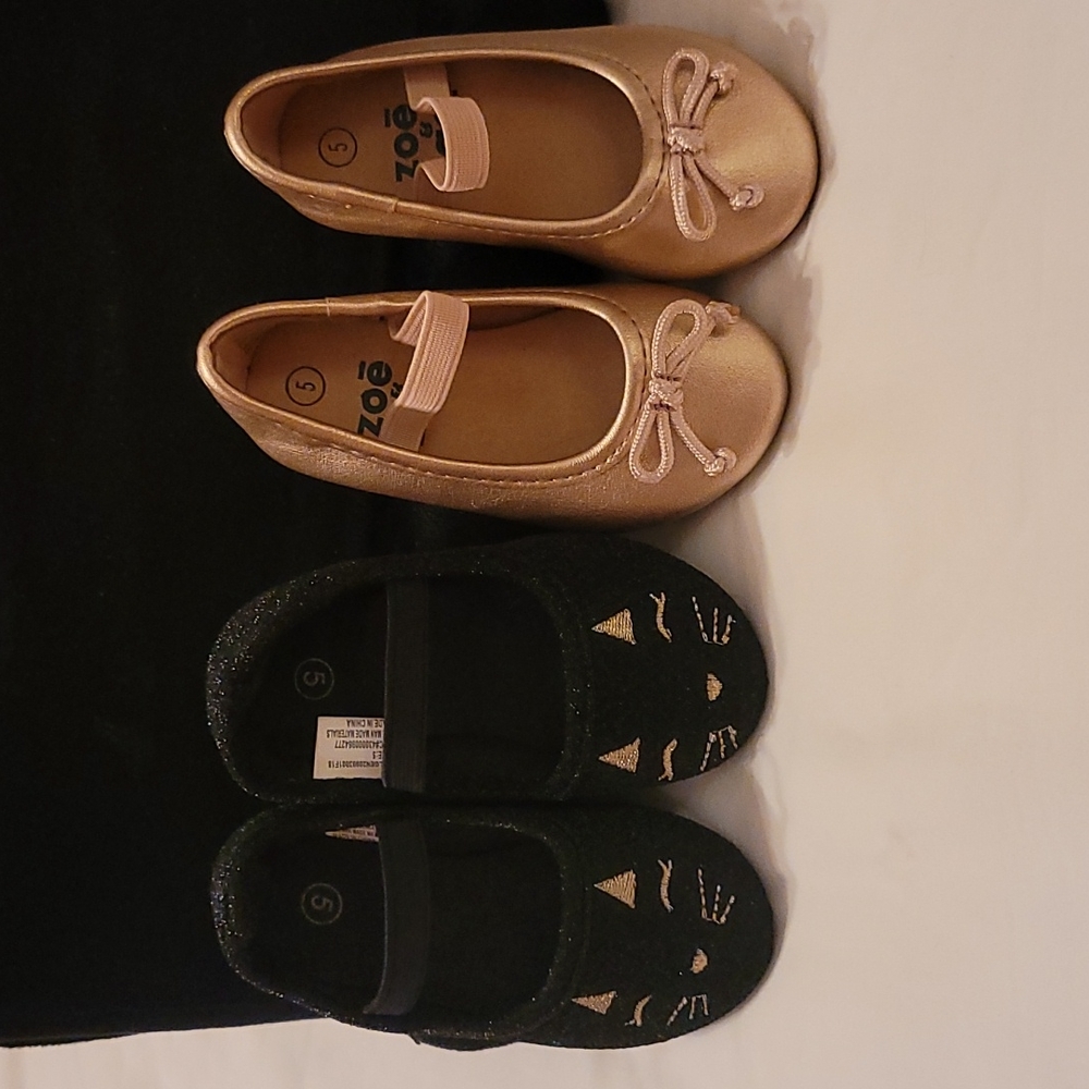 toodler girls shoes 5mos 2 pairs